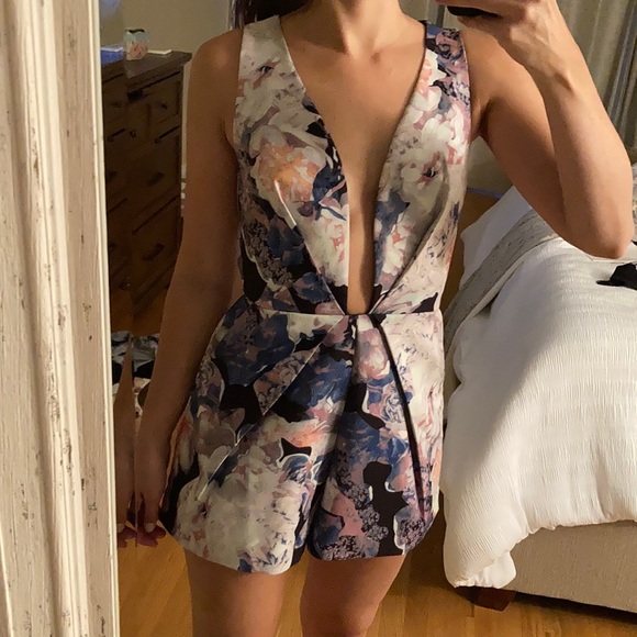 L'ATISTE Pants - Floral plunge neck romper